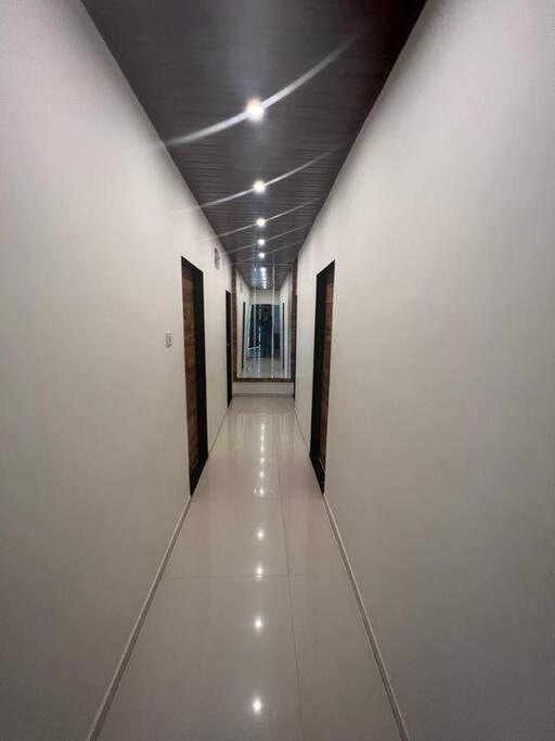Stayhaven Aqua With Pvt Theatre & Pool Mumbai Exterior foto