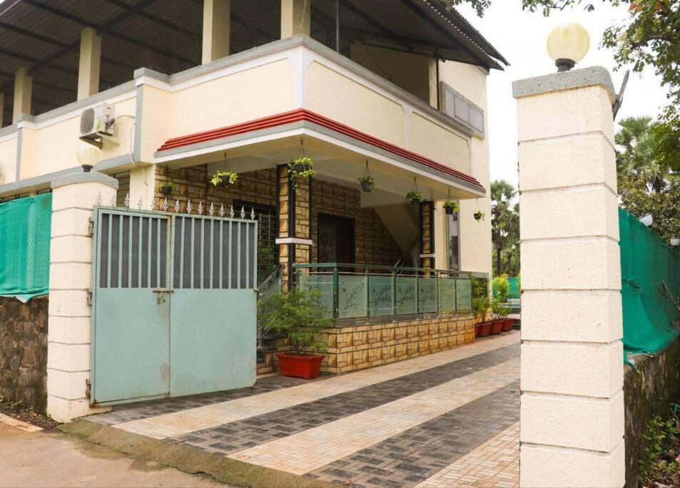 Stayhaven Aqua With Pvt Theatre & Pool Mumbai Exterior foto